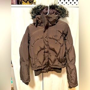 The North Face ski puffer jacket. Women’s size S/P. Color dark brown